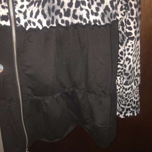 NWT plus size zip up hoodie - Picture 3 of 5